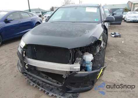 2018 Audi Q3 2.0T Premium/2.0T Sport Premium z USA, uszkodzony, nr VIN WA1BCCFS9JR027893